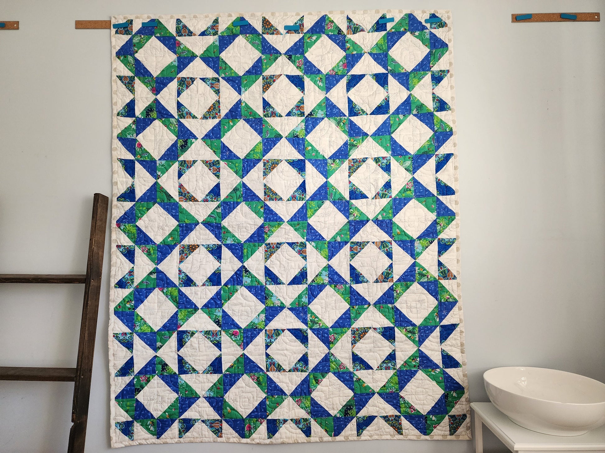 Lynn County Quilt Pattern, Scrap Friendly Design, Baby Throw Twin