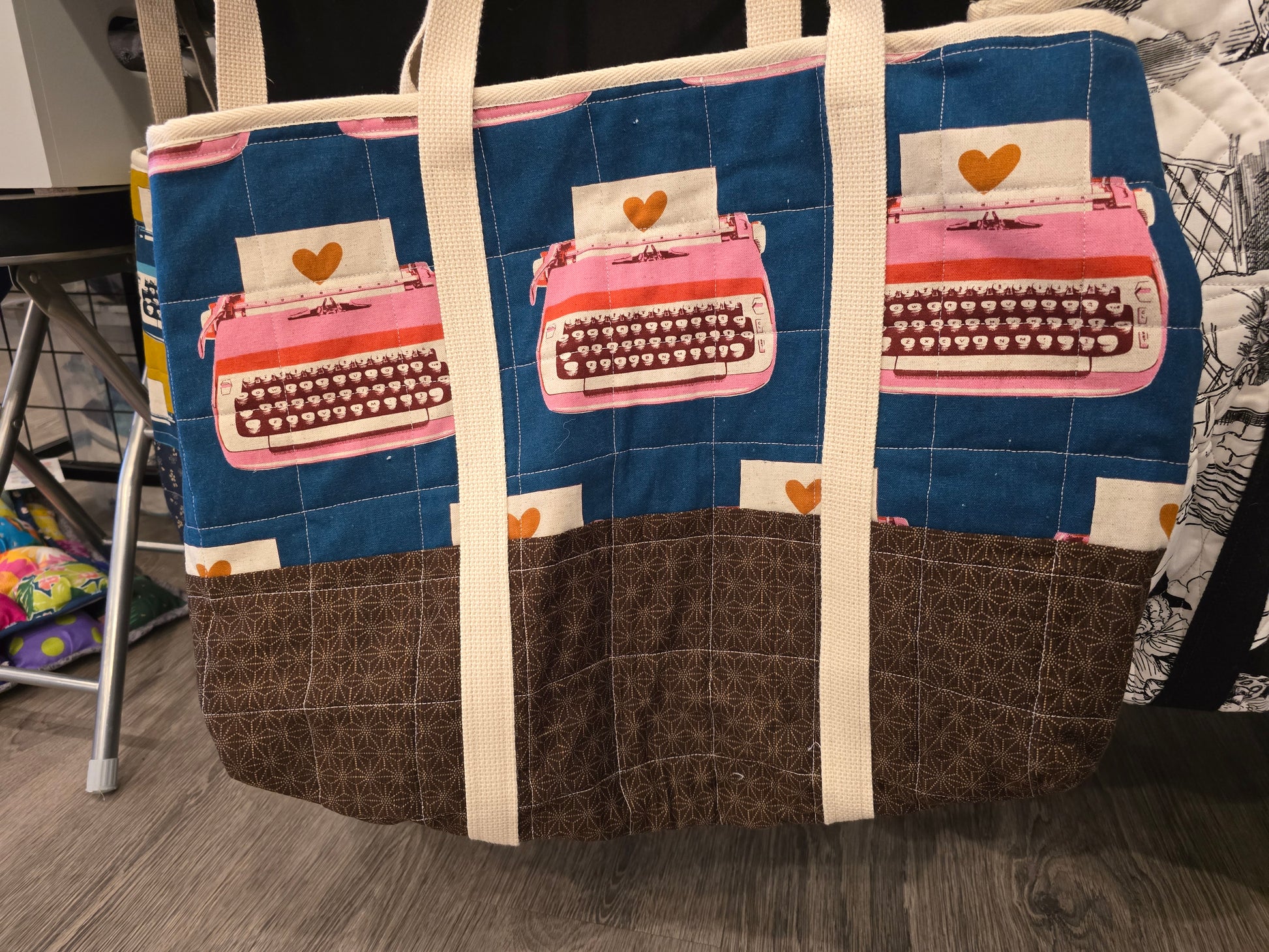 The Ample Tote! rn-image_picker_lib_temp_d00c574e-2c3a-4494-9666-911f00674652 bag Gingerberry Quilts